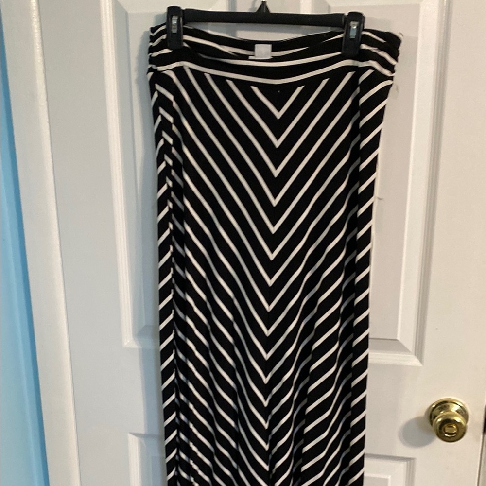Liz Claiborne Black and White A-Line Maxi Skirt